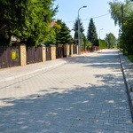 Ulica Kryształowa z nawierzchnią z kostki brukowej
